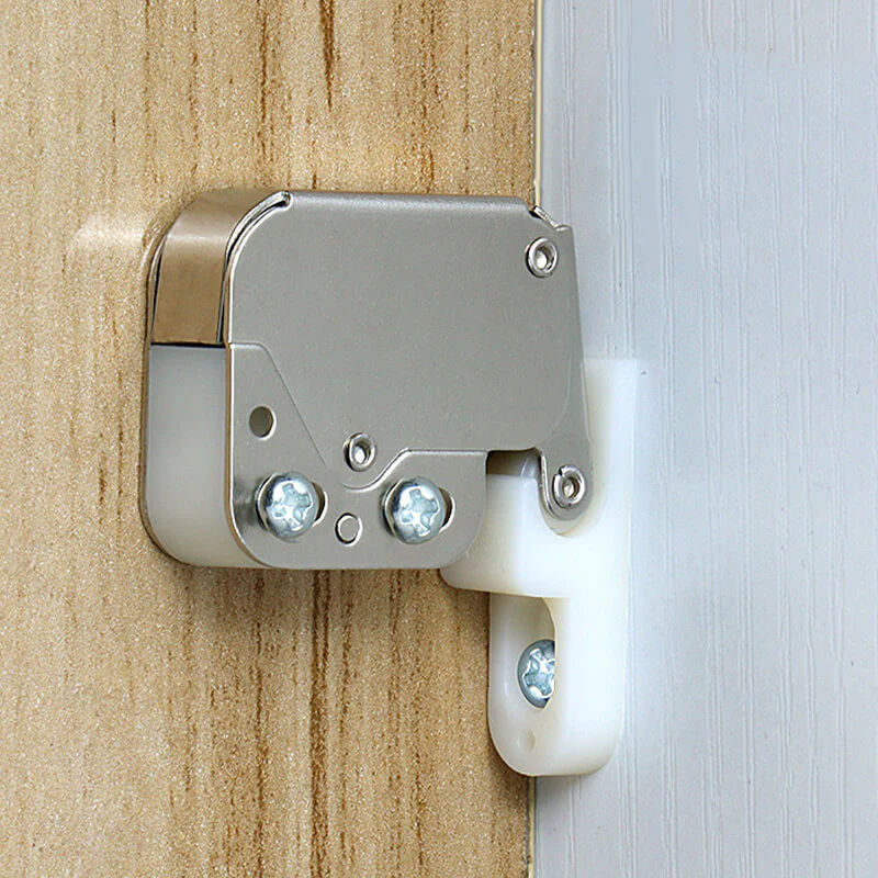 Outil de bricolage pour le rebond du crochet d'aspiration de la porte - Image 10