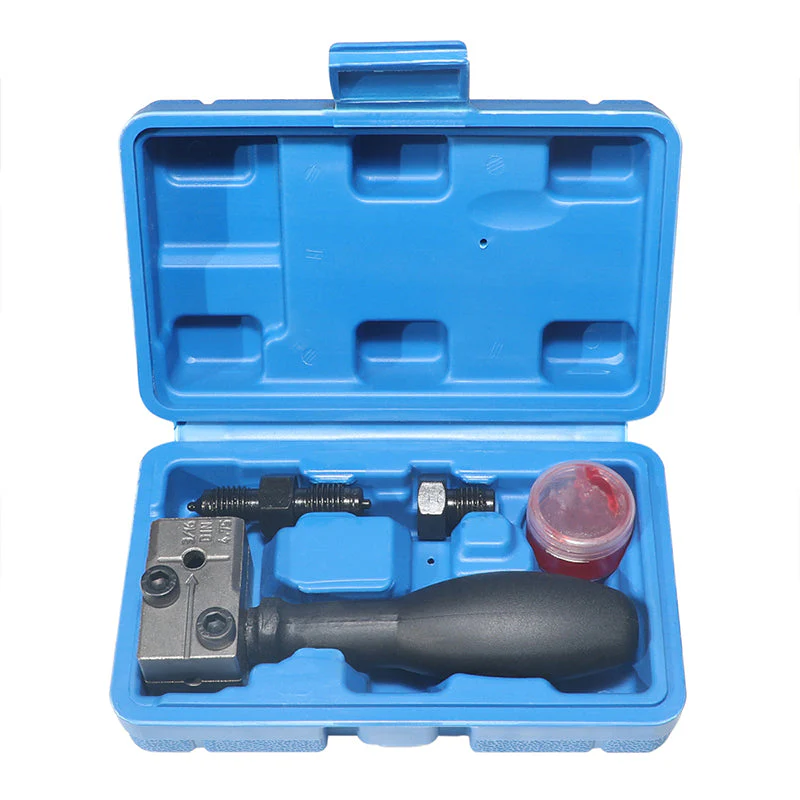 📢📢60 % DE RÉDUCTION !! ⏰Kit d'outils universel pour évaser les conduites de frein des véhicules