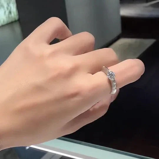📢📢70 % de réduction !!! 🎅【🎁Le Cadeau de Noël🎁】🎄Bague diamant rotative symbolisant l'étoile de l'univers - Image 5