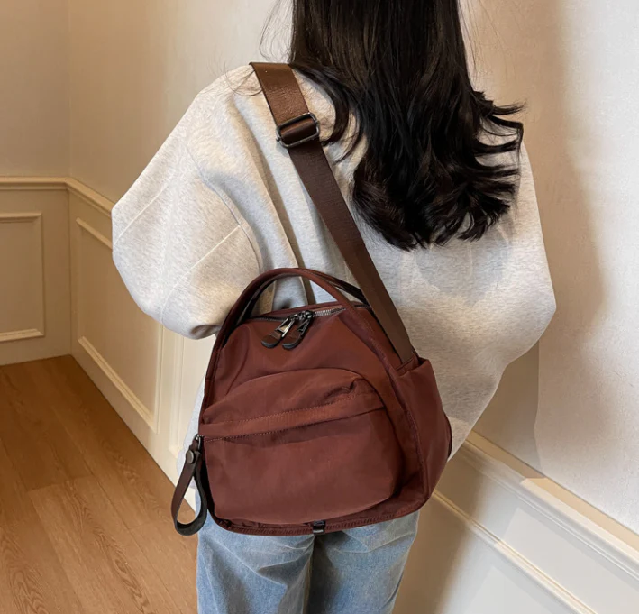 📢📢50 % de réduction !! ⏰Sac à bandoulière léger en nylon pour femme - Image 17
