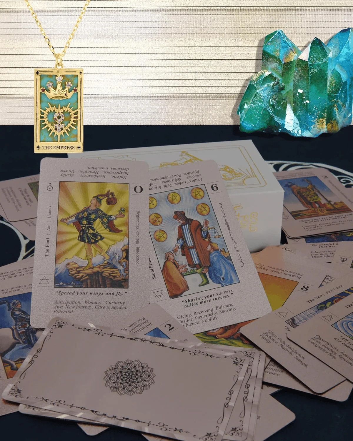 📢📢60 % DE RÉDUCTION !! ⏰ Cartes de Tarot « Witchy Cauldron » en Rose Gold avec Livre Guide - Image 4