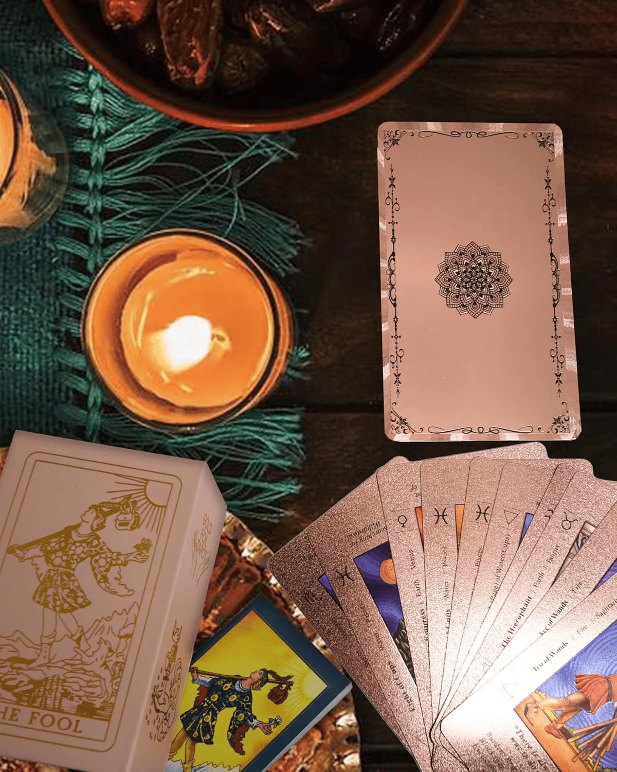 📢📢60 % DE RÉDUCTION !! ⏰ Cartes de Tarot « Witchy Cauldron » en Rose Gold avec Livre Guide - Image 6