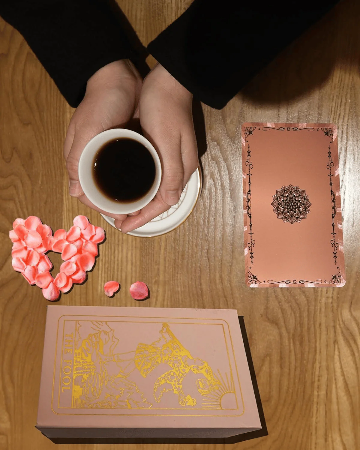📢📢60 % DE RÉDUCTION !! ⏰ Cartes de Tarot « Witchy Cauldron » en Rose Gold avec Livre Guide - Image 9